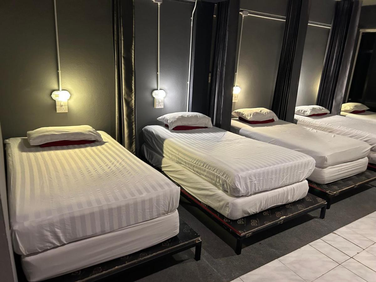 Monkey Toe Guesthouse Chiang Mai Bagian luar foto
