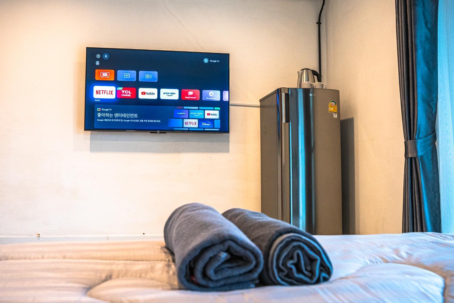 Monkey Toe Guesthouse Chiang Mai Bagian luar foto