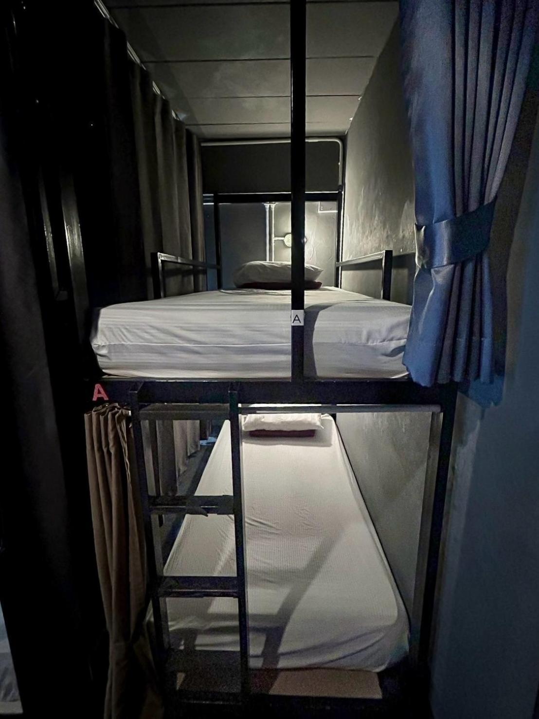 Monkey Toe Guesthouse Chiang Mai Bagian luar foto